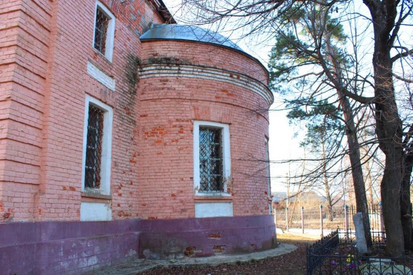 Церковь Рождества Пресвятой Богородицы, Махра (Сергиево-Посадский городской округ, Московская область). архитектурные детали, Апсида, вид с юга