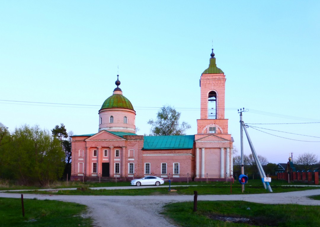 Церковь Рождества Пресвятой Богородицы, Махра (Сергиево-Посадский городской округ, Московская область). фасады