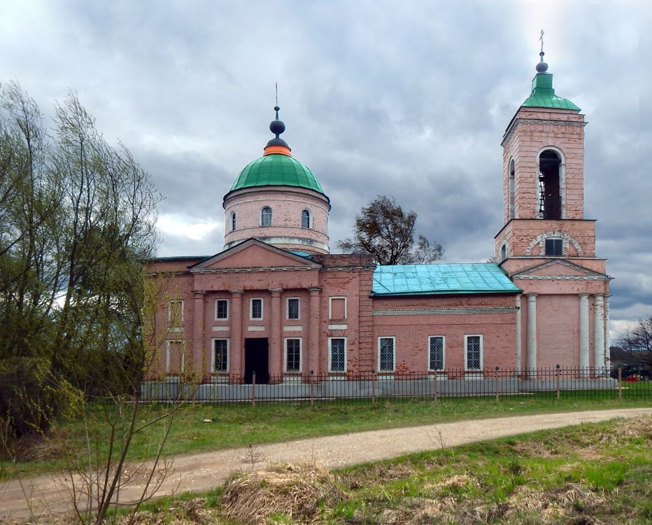 Церковь Рождества Пресвятой Богородицы, Махра (Сергиево-Посадский городской округ, Московская область). фасады