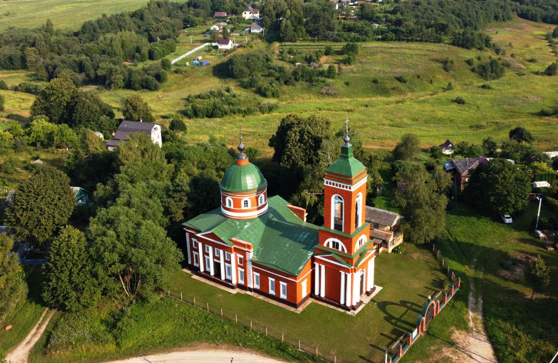 Церковь Рождества Пресвятой Богородицы, Махра (Сергиево-Посадский городской округ, Московская область). фасады