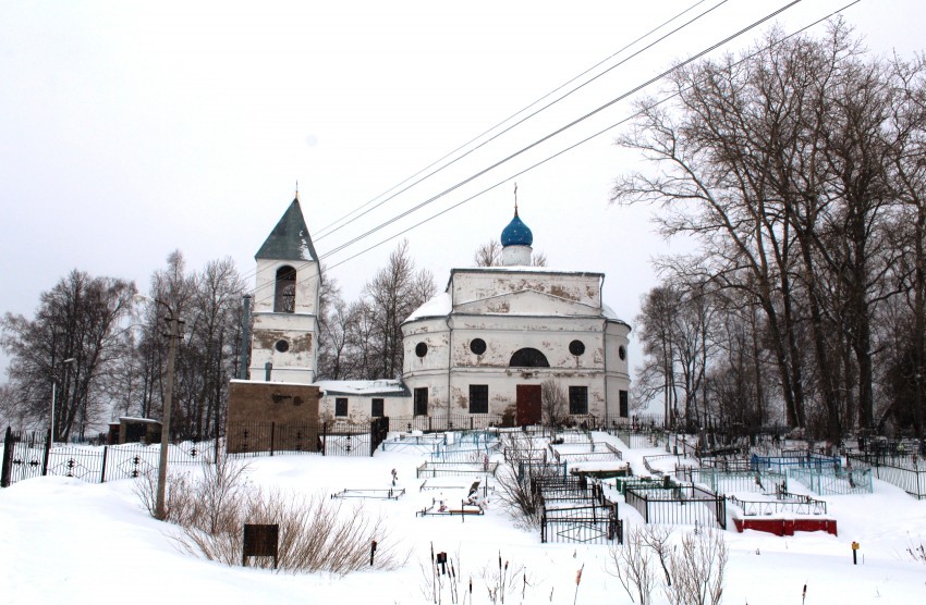 Церковь Рождества Пресвятой Богородицы, Мишутино (Сергиево-Посадский городской округ, Московская область). общий вид в ландшафте, Вид с юга