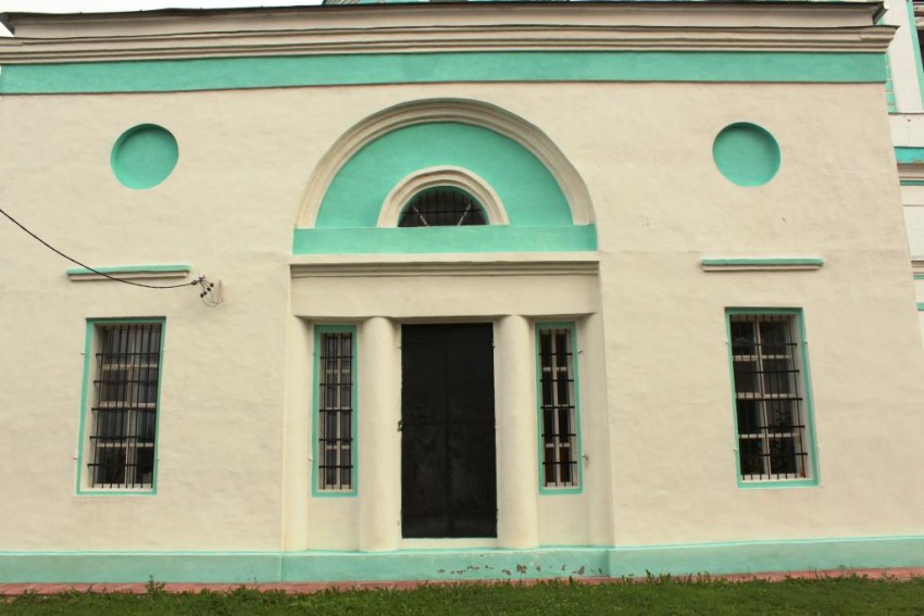 Церковь Сергия Радонежского, Мергусово (Сергиево-Посадский городской округ, Московская область). архитектурные детали, Фрагмент северного фасада