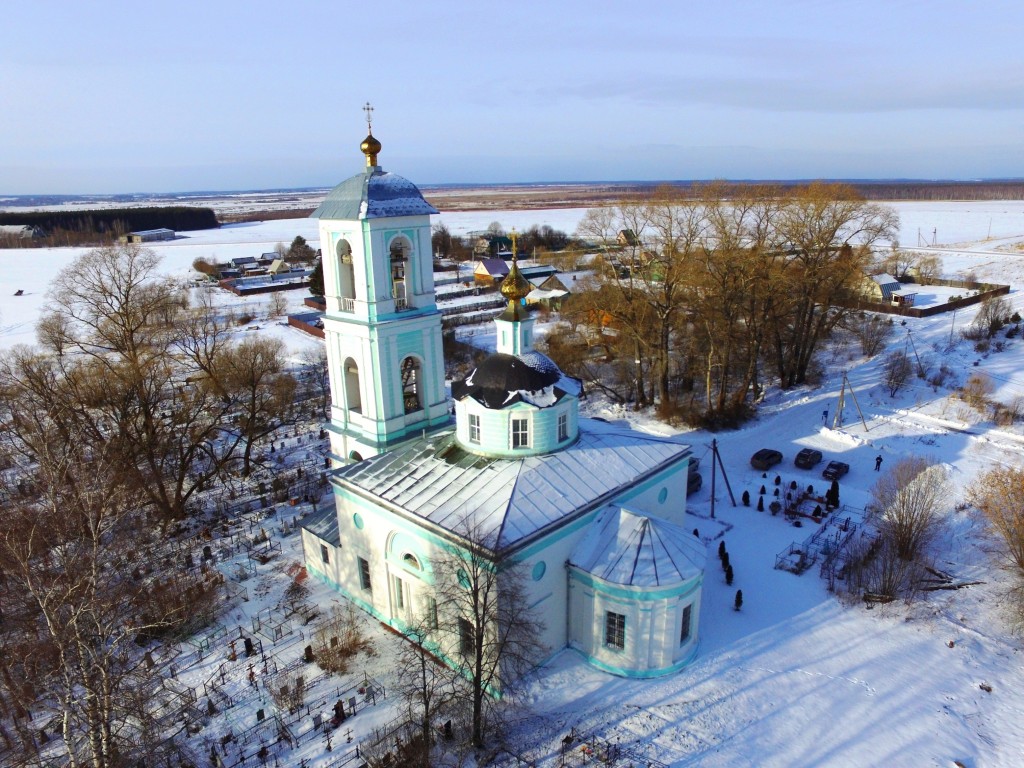 Мергусово. Церковь Сергия Радонежского. общий вид в ландшафте, Вид с юго-востока, фото с квадрокоптера