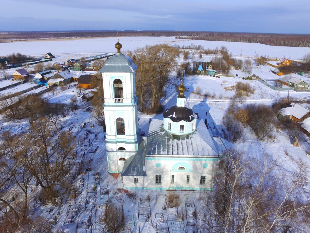 Мергусово. Церковь Сергия Радонежского. общий вид в ландшафте, Вид с юга, фото с квадрокоптера