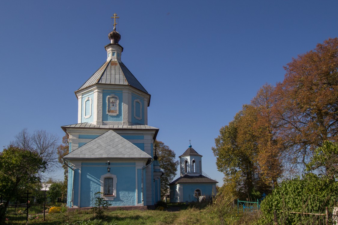 Церковь Тихвинской иконы Божией Матери, Титовское (Сергиево-Посадский городской округ, Московская область). фасады