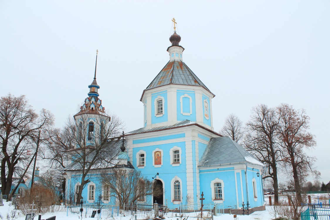 Титовское. Церковь Тихвинской иконы Божией Матери. фасады, Вид с юго-востока
