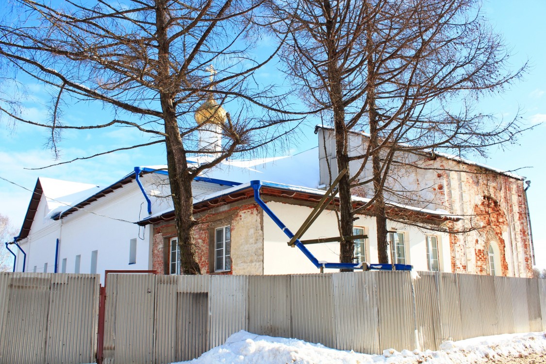 Церковь Сретения Господня, Константиново (Сергиево-Посадский городской округ, Московская область). фасады, Вид с северо-запада
