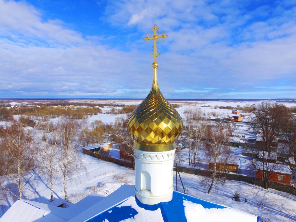Церковь Сретения Господня, Константиново (Сергиево-Посадский городской округ, Московская область). архитектурные детали, Завершение храма, фото с квадрокоптера