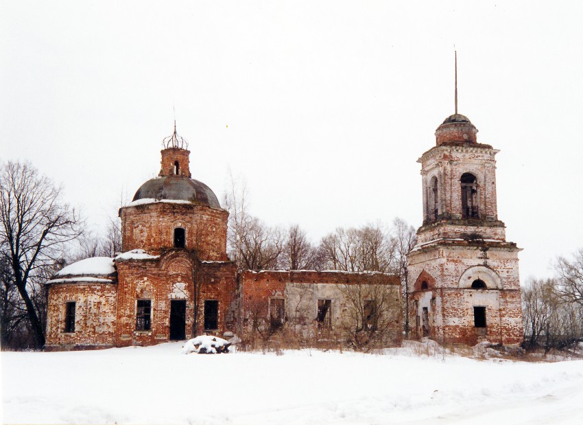 Кучки. Церковь Покрова Пресвятой Богородицы. фасады