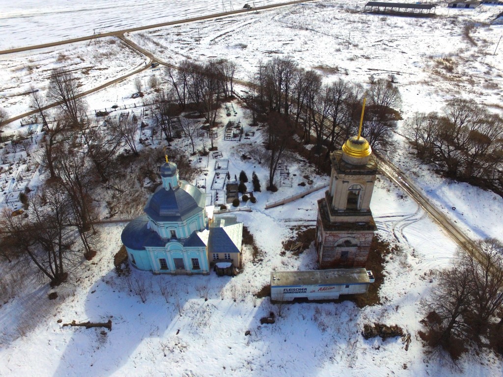 Кучки. Церковь Покрова Пресвятой Богородицы. общий вид в ландшафте, Вид с севера, фото с квадрокоптера