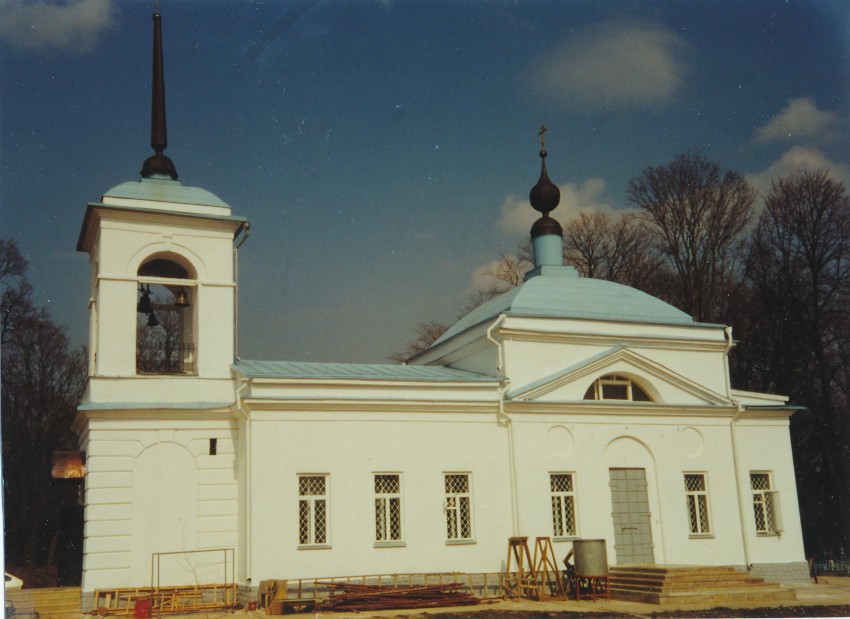 Сабурово. Церковь Покрова Пресвятой Богородицы. фасады