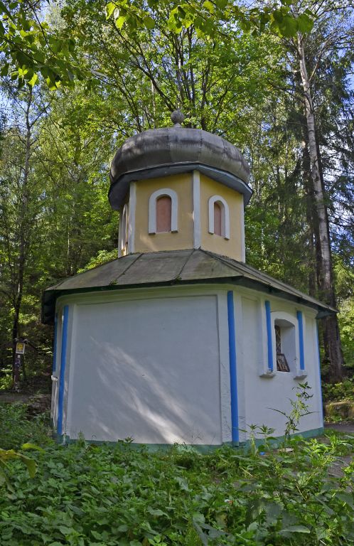 Часовня Иоанна Предтечи с источником, Слотино (Сергиево-Посадский городской округ, Московская область). художественные фотографии
