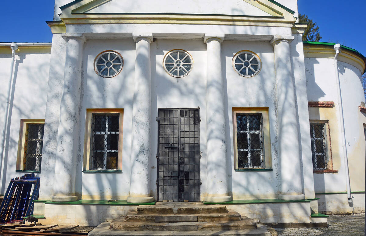 Церковь Василия Великого, Васильевское (Сергиево-Посадский городской округ, Московская область). архитектурные детали