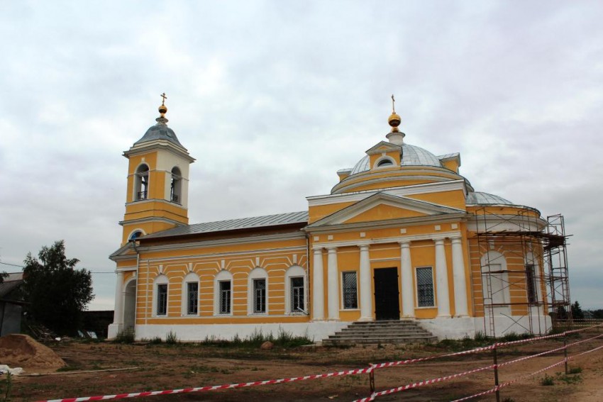 Озерецкое. Церковь Николая Чудотворца. фасады, Вид с юга