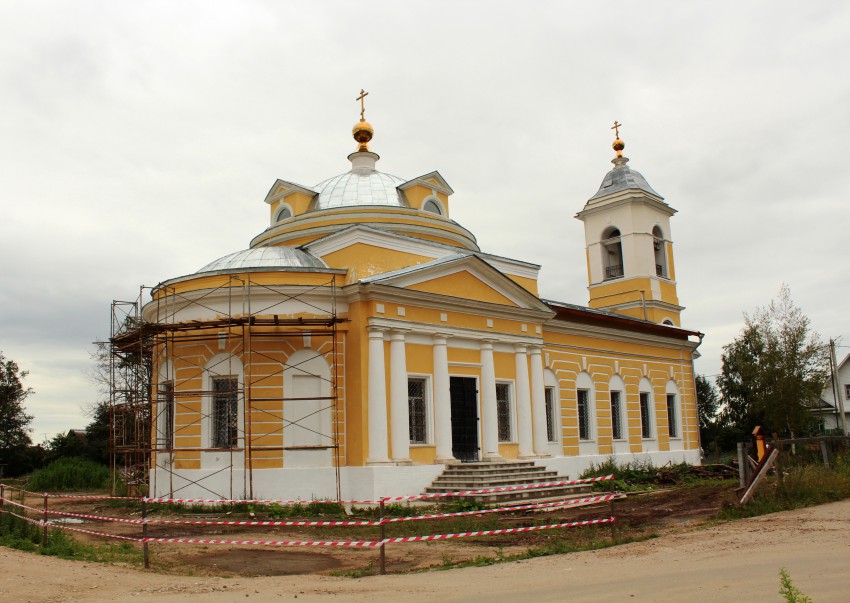 Озерецкое. Церковь Николая Чудотворца. фасады, Вид с северо-востока