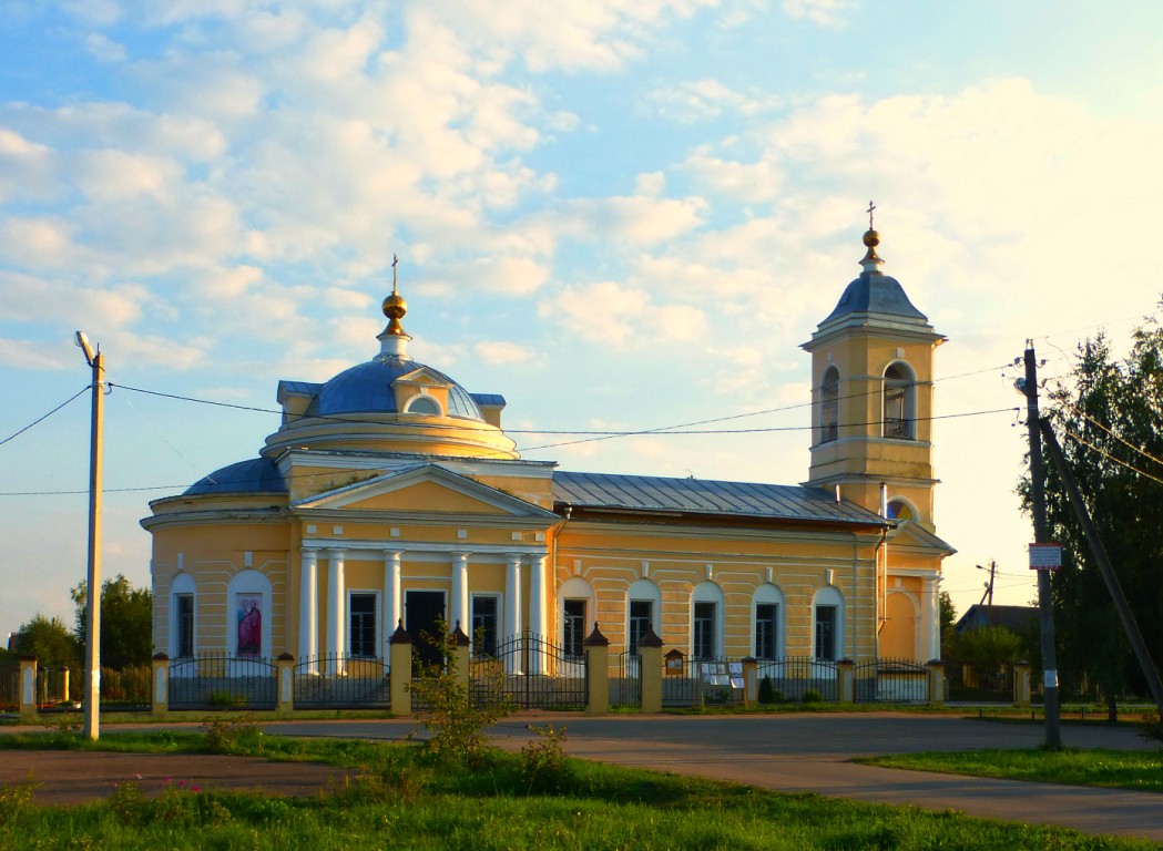 Озерецкое. Церковь Николая Чудотворца. фасады