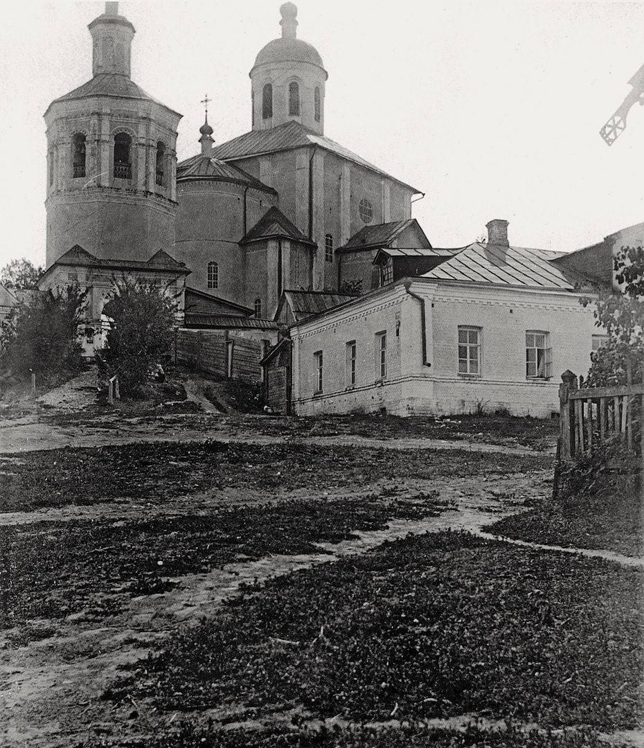 Фото 1918 г. Фотограф: П. И. Богданов. Источник:Научный архив ИИМК РАН; Ивочкин Д.А., Трапезников И.А. Возвращение в Смоленск. СПб., 2015 г., архивная фотография. Церковь Михаила Архангела (Свирская) на Пристани, Смоленск (Смоленск, город, Смоленская область)