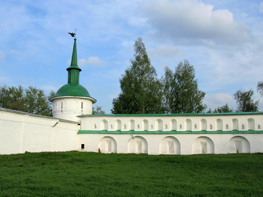 Успенский монастырь, Александров (Александровский район, Владимирская область). дополнительная информация, восточная башня и юго-восточная стена ограды