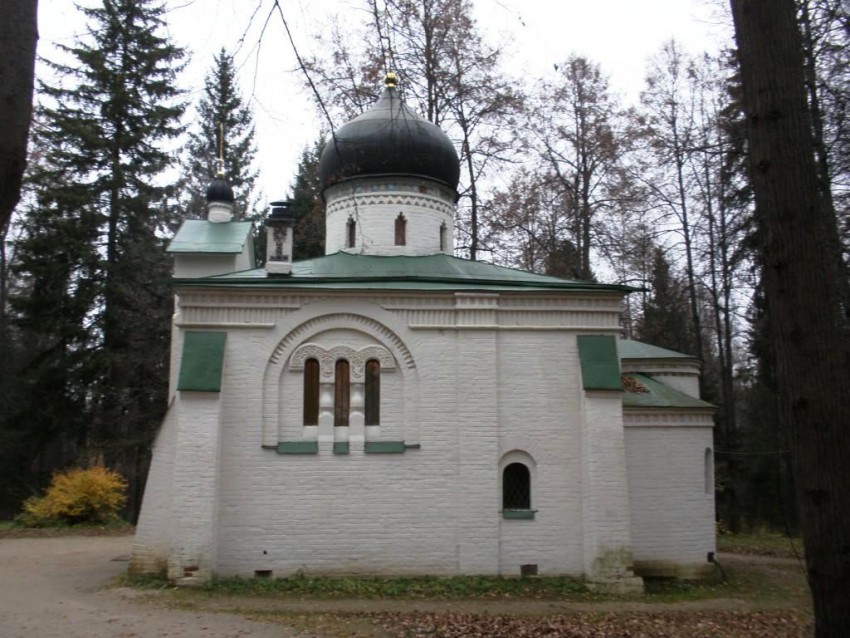 Церковь Спаса Нерукотворного Образа, Абрамцево (Сергиево-Посадский городской округ, Московская область). фасады, Вид с юга