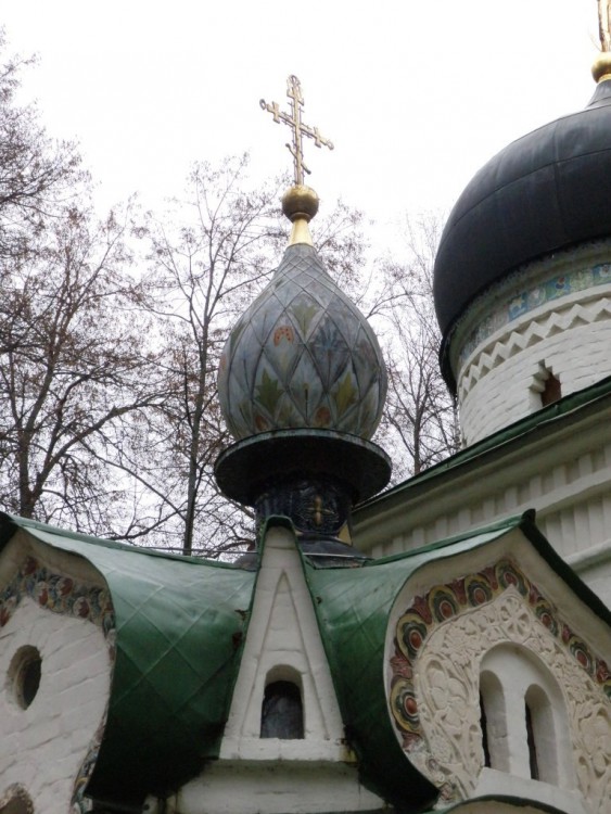 Церковь Спаса Нерукотворного Образа, Абрамцево (Сергиево-Посадский городской округ, Московская область). архитектурные детали, Купол над часовней