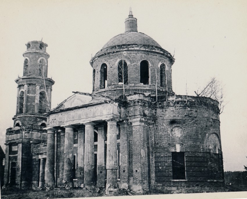 Ахтырка. Церковь Ахтырской иконы Божией Матери. архивная фотография