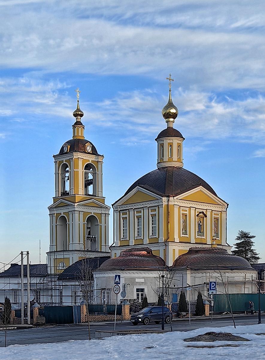 документальные фотографии. Церковь Воскресения Словущего (Петра и Павла) в бывшей Каличьей слободе, Сергиев Посад (Сергиево-Посадский городской округ, Московская область)