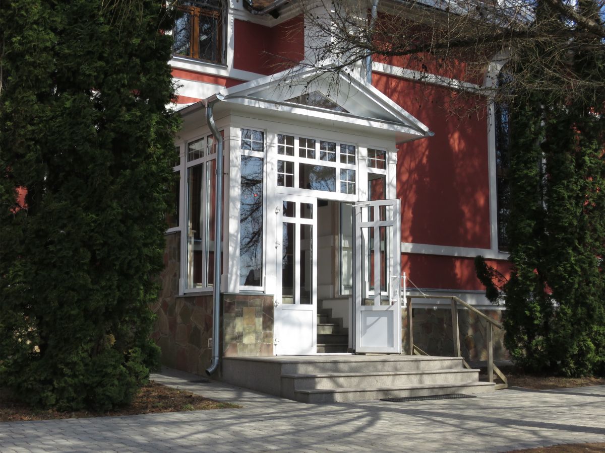 Церковь Георгия Победоносца, Семхоз (Сергиево-Посадский городской округ, Московская область). архитектурные детали