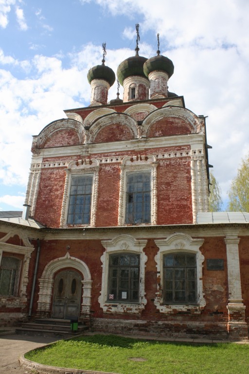 Собор Троицы Живоначальной, Осташков (Осташковский городской округ, Тверская область). архитектурные детали