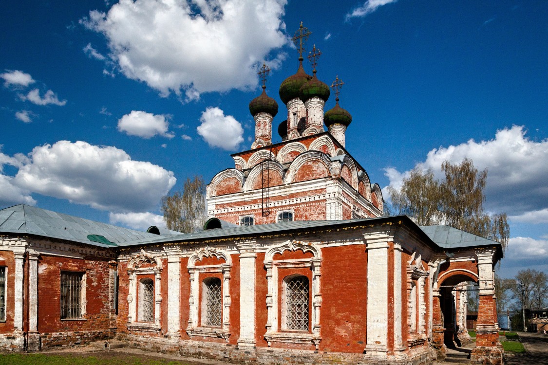 Собор Троицы Живоначальной, Осташков (Осташковский городской округ, Тверская область). архитектурные детали