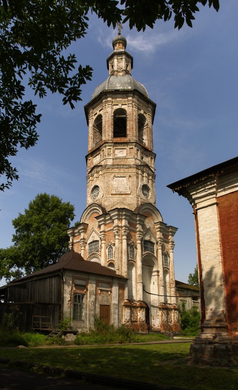 Собор Троицы Живоначальной, Осташков (Осташковский городской округ, Тверская область). архитектурные детали