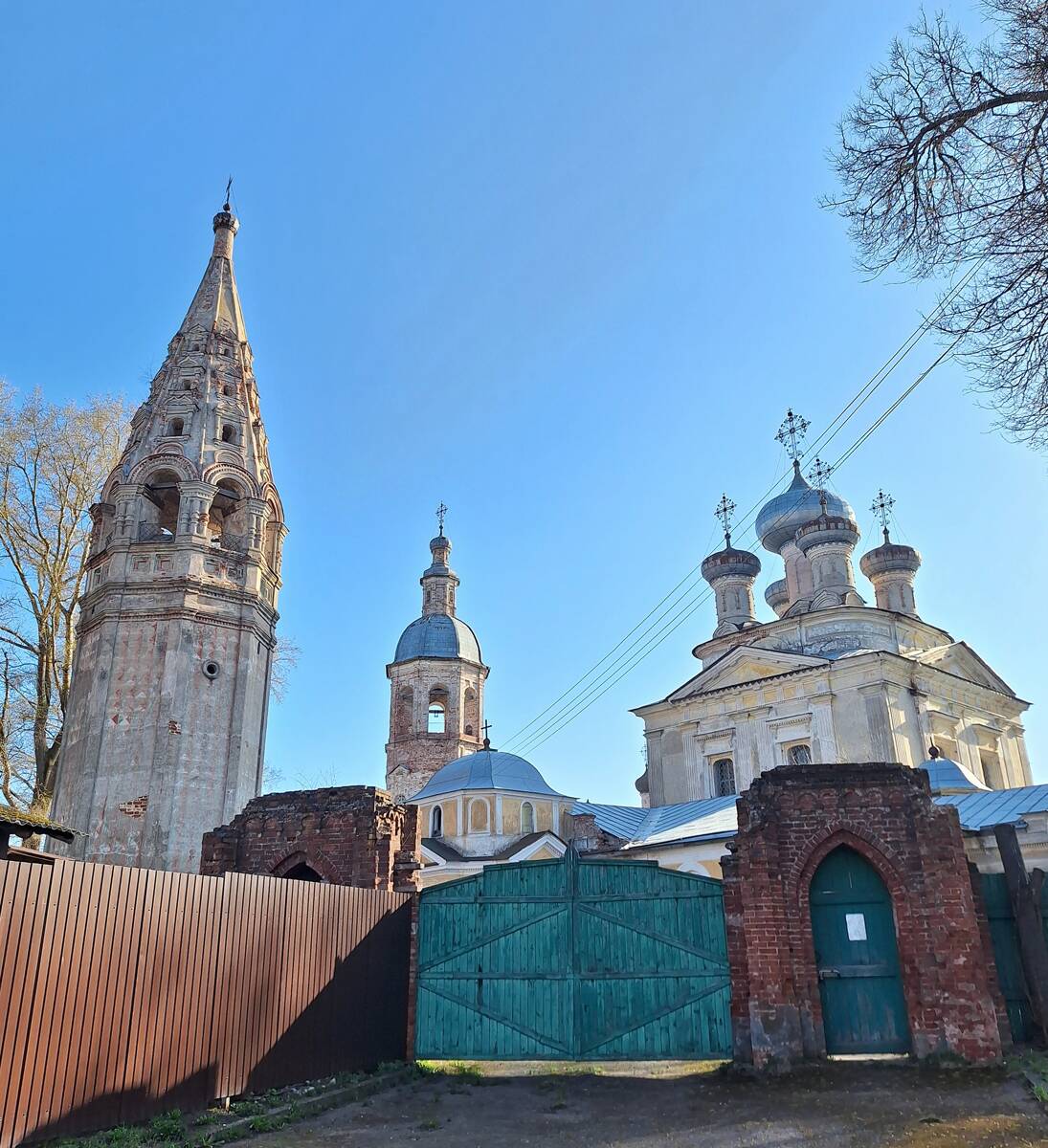 Собор Воскресения Христова, Осташков (Осташковский городской округ, Тверская область). фасады