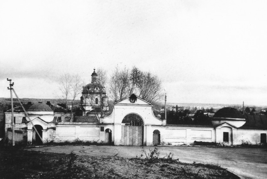 Малоярославец. Николаевский Черноостровский монастырь. архивная фотография