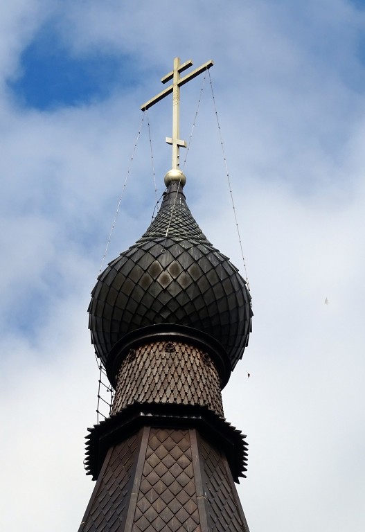 Церковь Казанской иконы Божией Матери (в честь 300-летия дома Романовых), Вырица (Гатчинский район, Ленинградская область). архитектурные детали, Главка