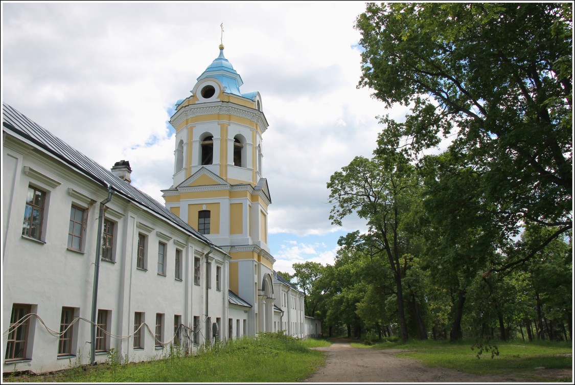 Рождества Пресвятой Богородицы Коневский монастырь, Коневец, остров (Приозерский район, Ленинградская область). фасады