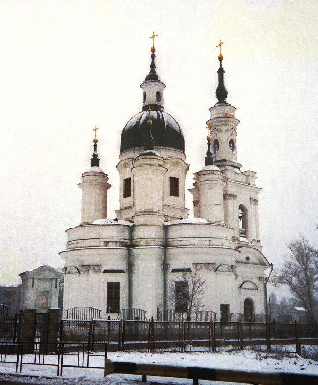 Собор Екатерины, Кингисепп (Кингисеппский район, Ленинградская область). фасады