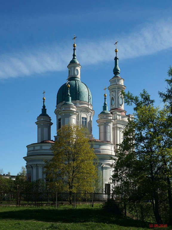 Собор Екатерины, Кингисепп (Кингисеппский район, Ленинградская область). фасады