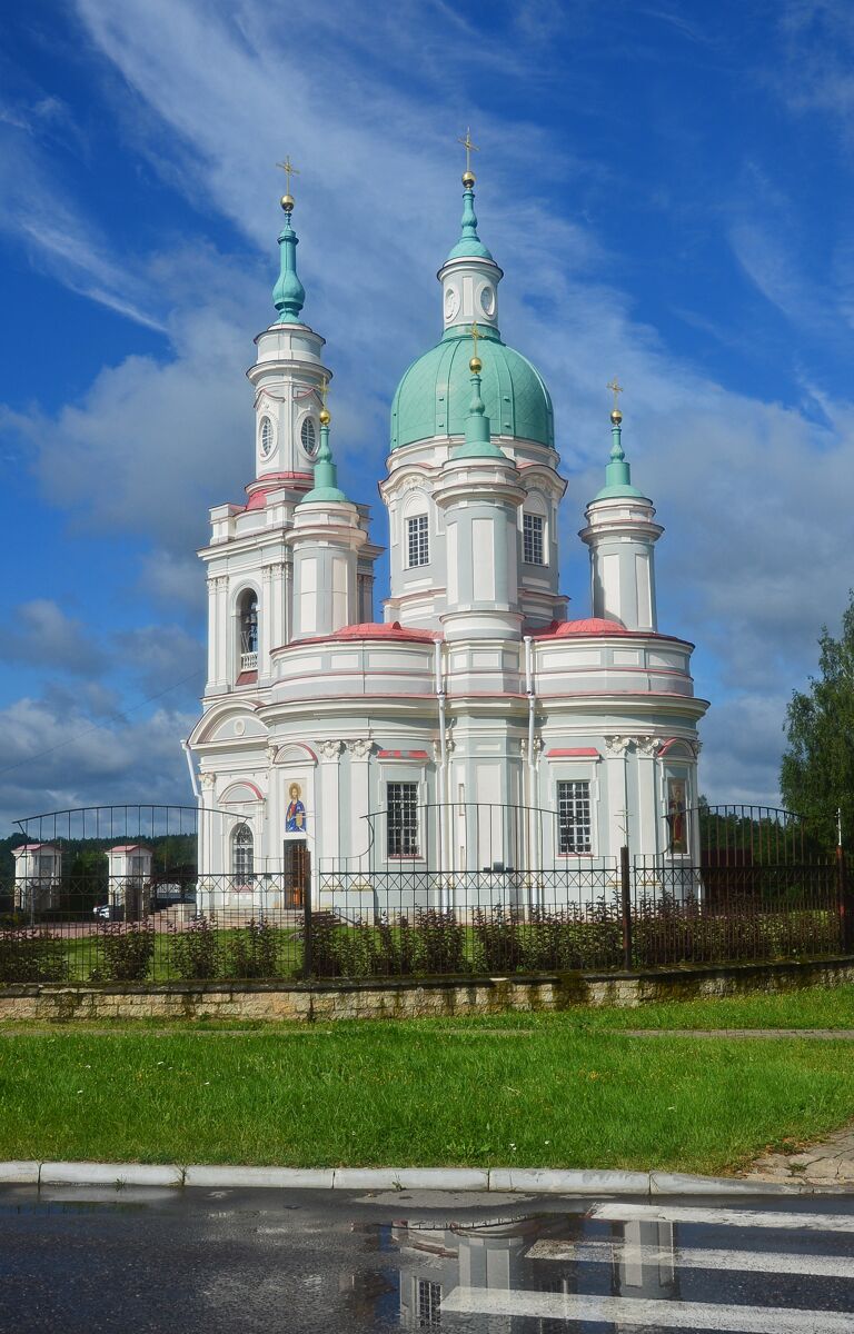 Собор Екатерины, Кингисепп (Кингисеппский район, Ленинградская область). фасады