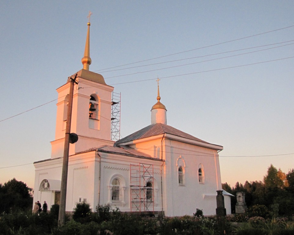 Сижно. Церковь Михаила Архангела. фасады