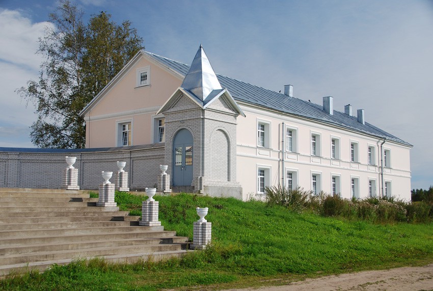 Введено-Оятский женский монастырь, Оять (Лодейнопольский район, Ленинградская область). дополнительная информация
