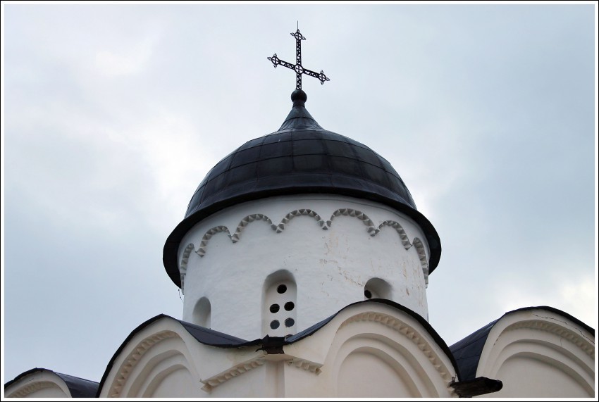 Церковь Георгия Победоносца, Старая Ладога (Волховский район, Ленинградская область). архитектурные детали