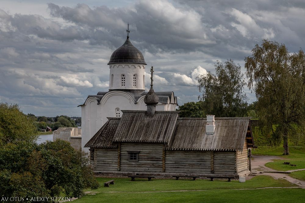 Старая Ладога. Церковь Георгия Победоносца. фасады