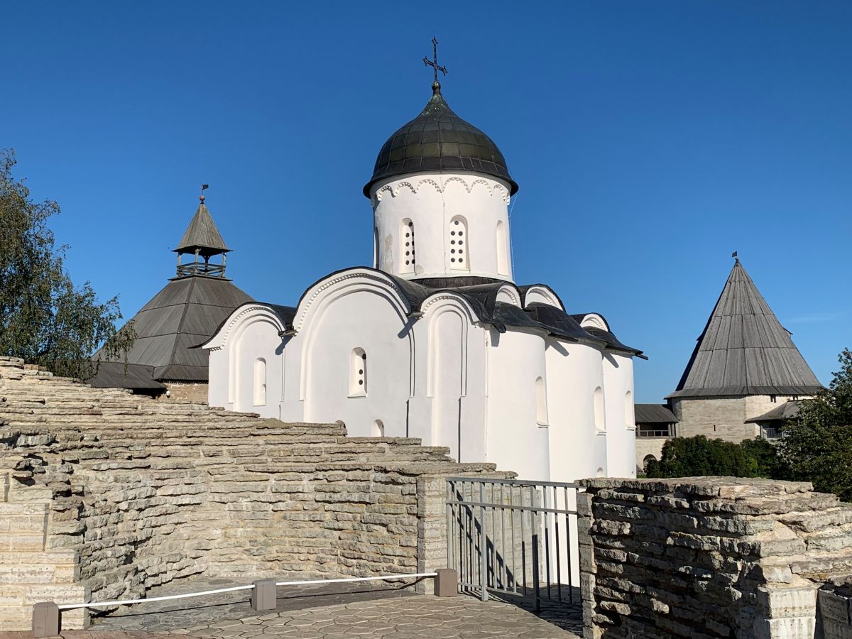 Церковь Георгия Победоносца, Старая Ладога (Волховский район, Ленинградская область). фасады