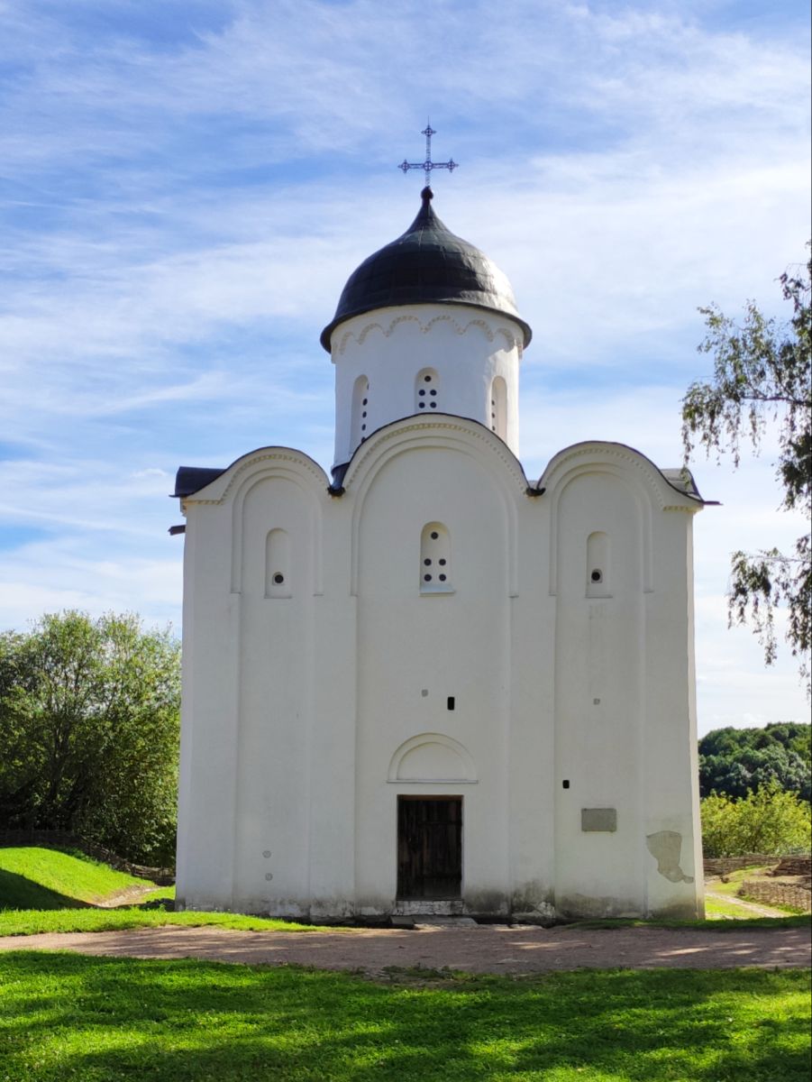 Старая Ладога. Церковь Георгия Победоносца. фасады
