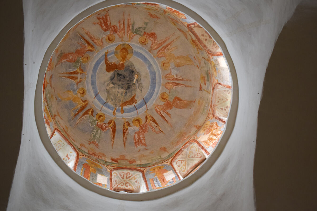 Церковь Георгия Победоносца, Старая Ладога (Волховский район, Ленинградская область). интерьер и убранство, Купол. Вознесение.