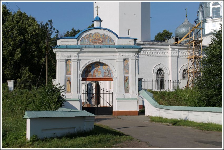 Новая Ладога. Собор Рождества Пресвятой Богородицы. архитектурные детали