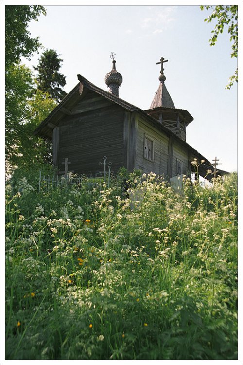Часовня Петра и Павла, Заозерье (Подпорожский район, Ленинградская область). фасады
