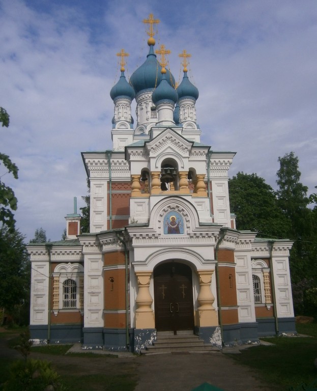 Церковь Покрова Пресвятой Богородицы, Гатчина (Мариенбург) (Гатчинский район, Ленинградская область). фасады, Вид с запада