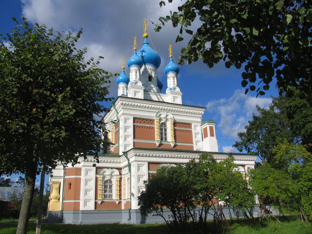 Церковь Покрова Пресвятой Богородицы, Гатчина (Мариенбург) (Гатчинский район, Ленинградская область). фасады