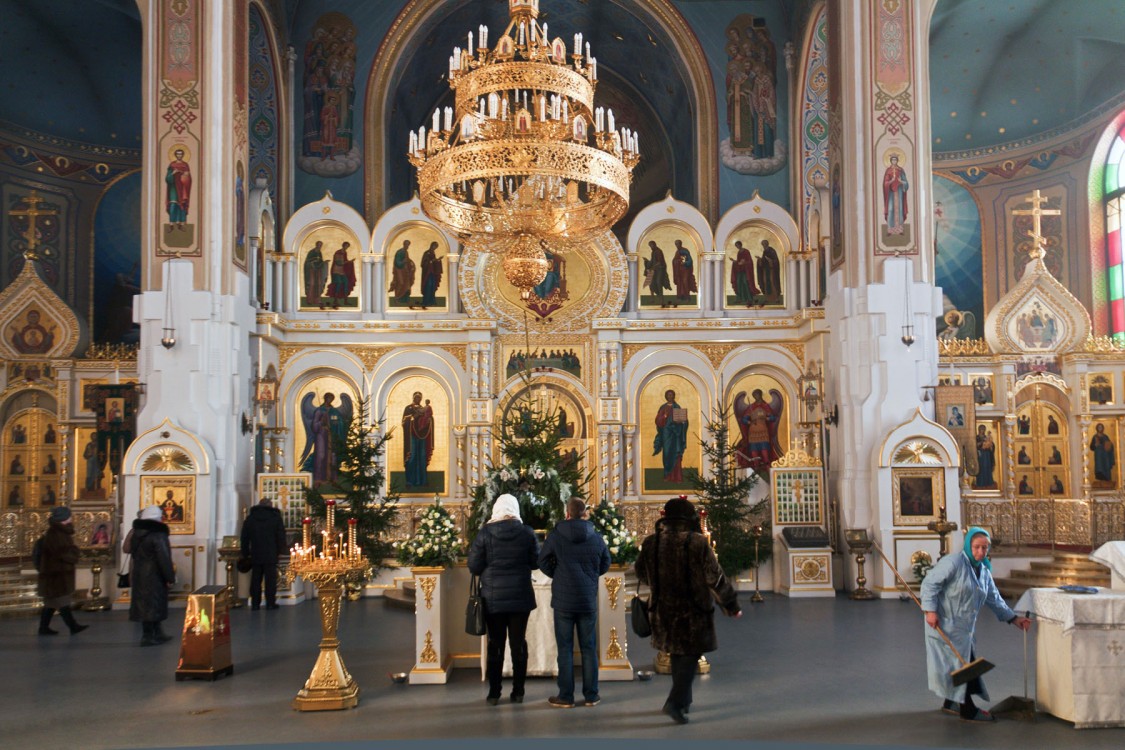 Собор Покрова Пресвятой Богородицы, Гатчина (Гатчинский район, Ленинградская область). интерьер и убранство