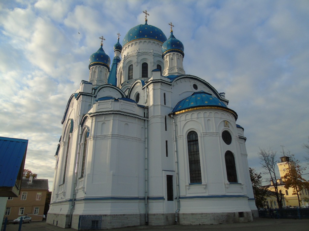 Гатчина. Собор Покрова Пресвятой Богородицы. фасады